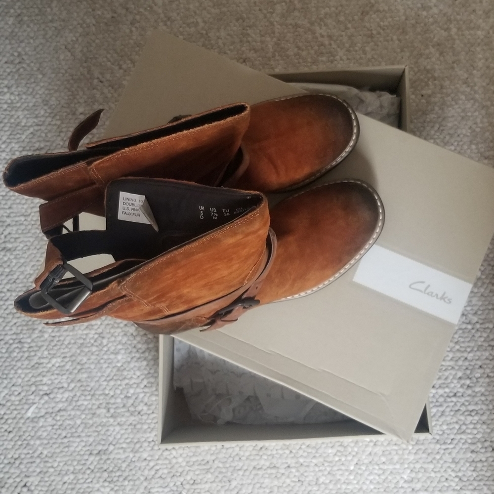 Clarks Brown Suede Combat Moto Boots - Picture 4 of 6